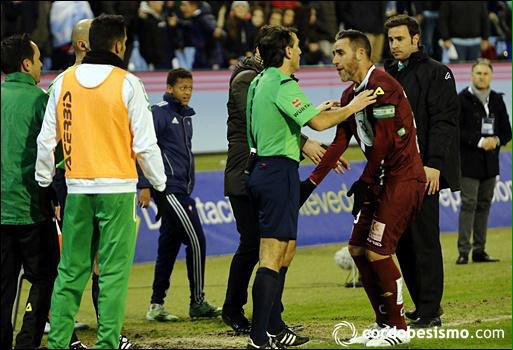 a23gomez's tweet photo. No me gustan las excusas.No hizimos buen partido.Pero lo de ayer no puede pasar.Todos podemos equivocarnos pero... http://t.co/4hLnEtqdzz