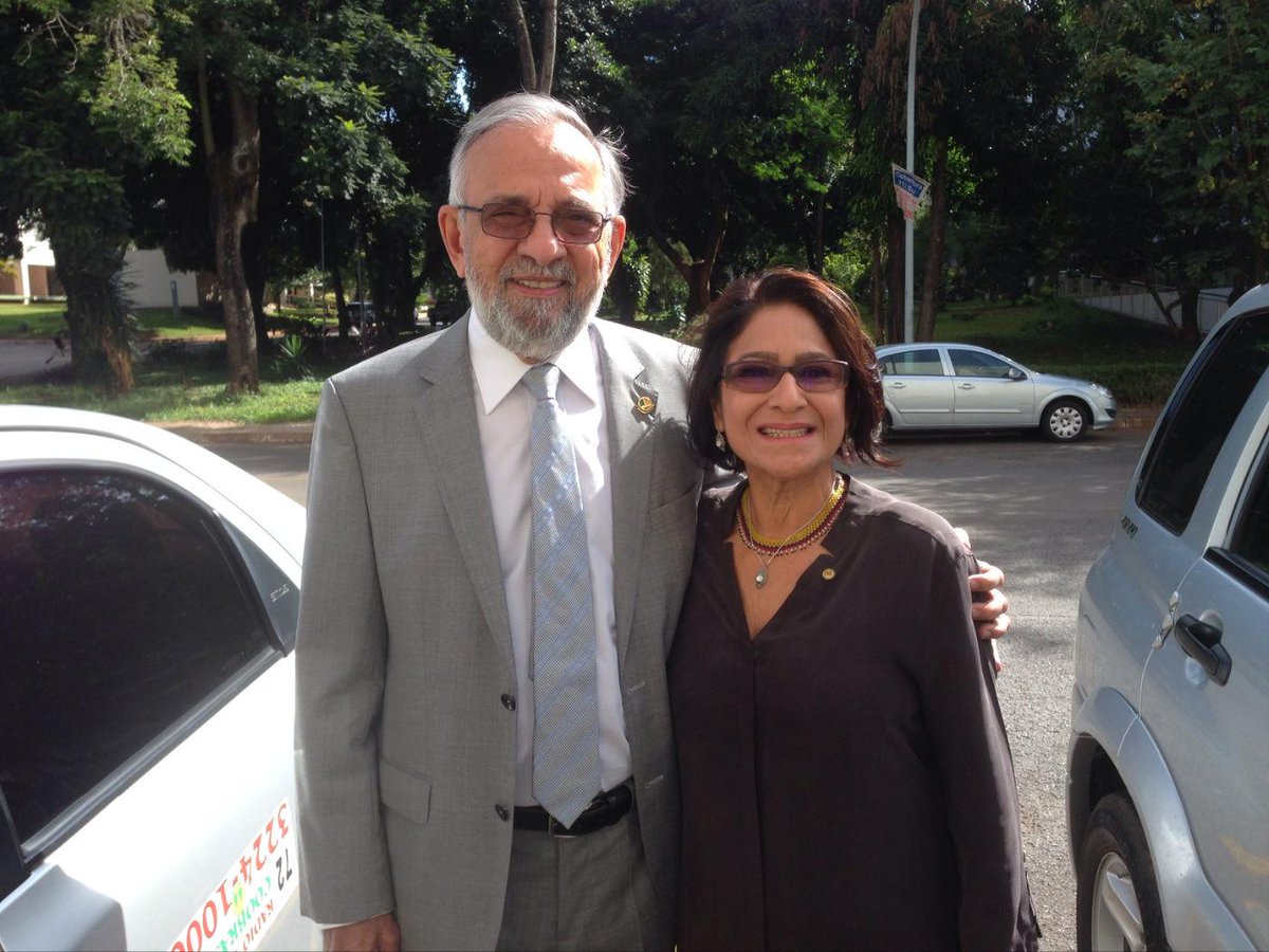 lucapi's tweet photo. #partiuposse http://t.co/R5W0X9UVdP