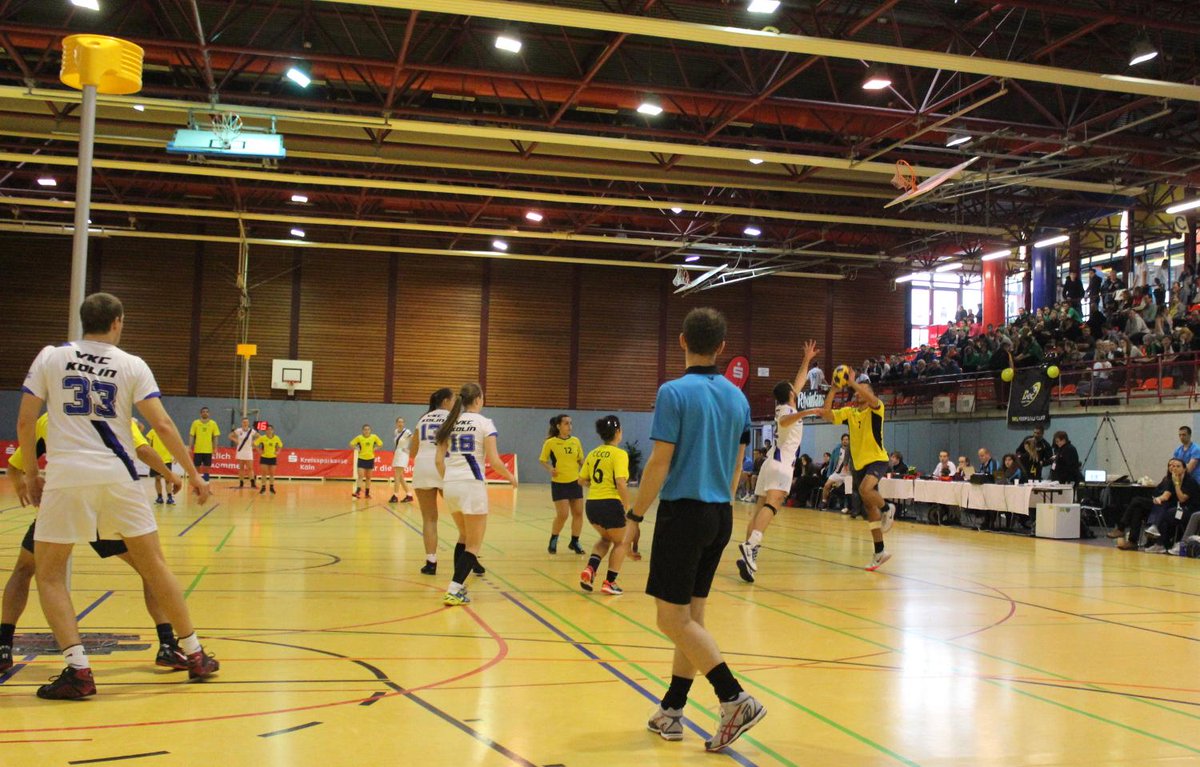 Euroshield's tweet photo. The portuguese club CCCD from Carnaxide wins the bronze-medal-match 18 to 11. Congratulations! #es15 #korfball http://t.co/nfagXHvmyb