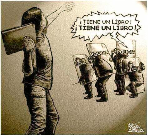 JovenesvsPoder's tweet photo. "España es capaz de ponerse delante de un toro, pero ve un libro y echa a correr". http://t.co/YTcnV1nKJE