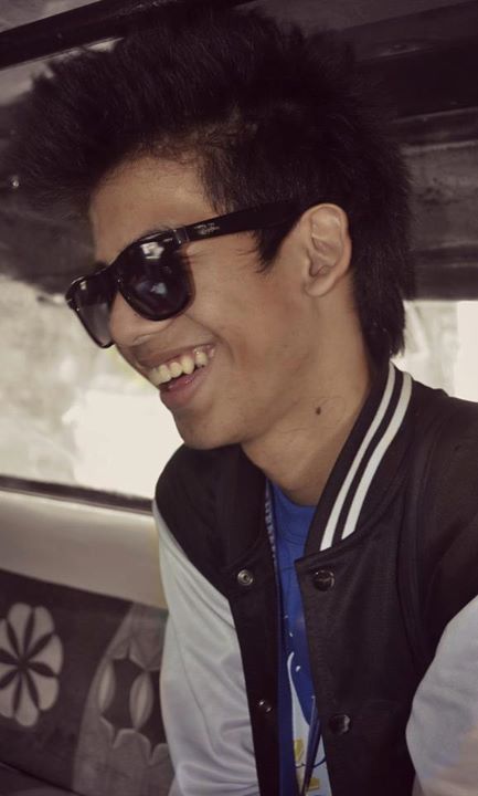 imELLAyer's tweet photo. Your love got me looking so crazy right now. http://t.co/ruihBpBaGr