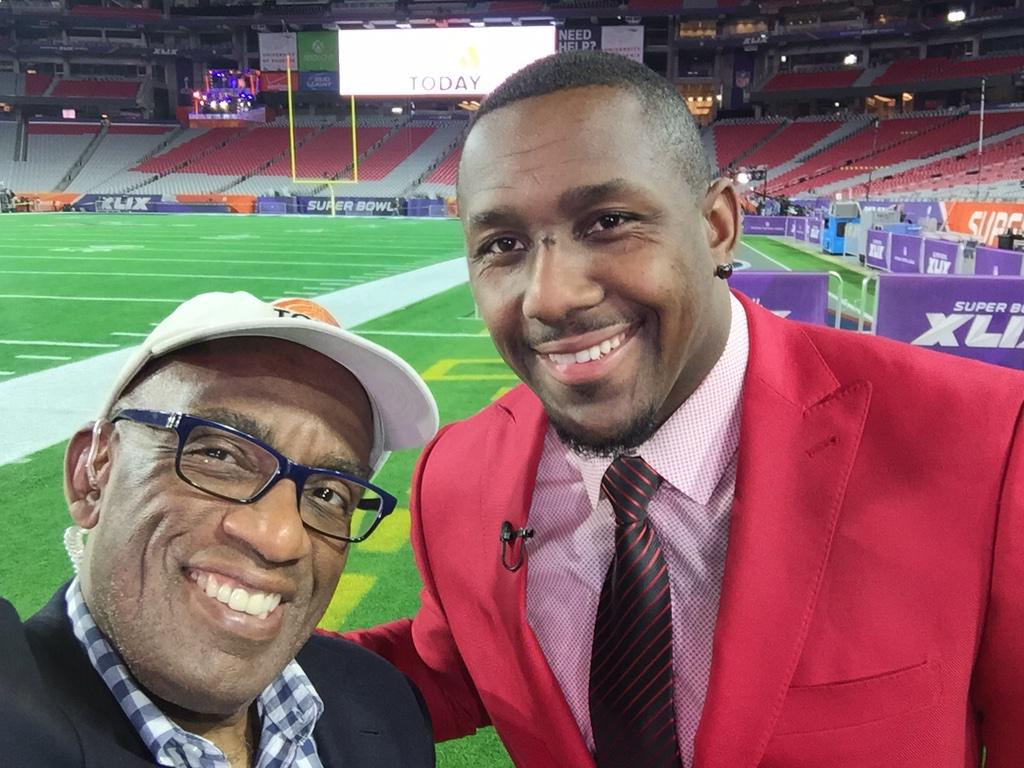 alroker's tweet photo. The winner of the @nfl @walterpayton Humanitarian Award @Panthers @TD58SDTM http://t.co/agfMQHSO0h