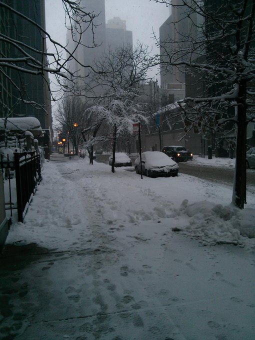 Loving this #snowstorm in #Chicago right now. Going to try and do a video or pics in it tomorrow :-)<a href="/tag/snowstorm"class="tags">#snowstorm</a><a href="/tag/chicago"class="tags">#Chicago</a>