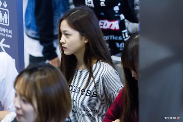 B8x1iPBCEAISEim.jpg:large