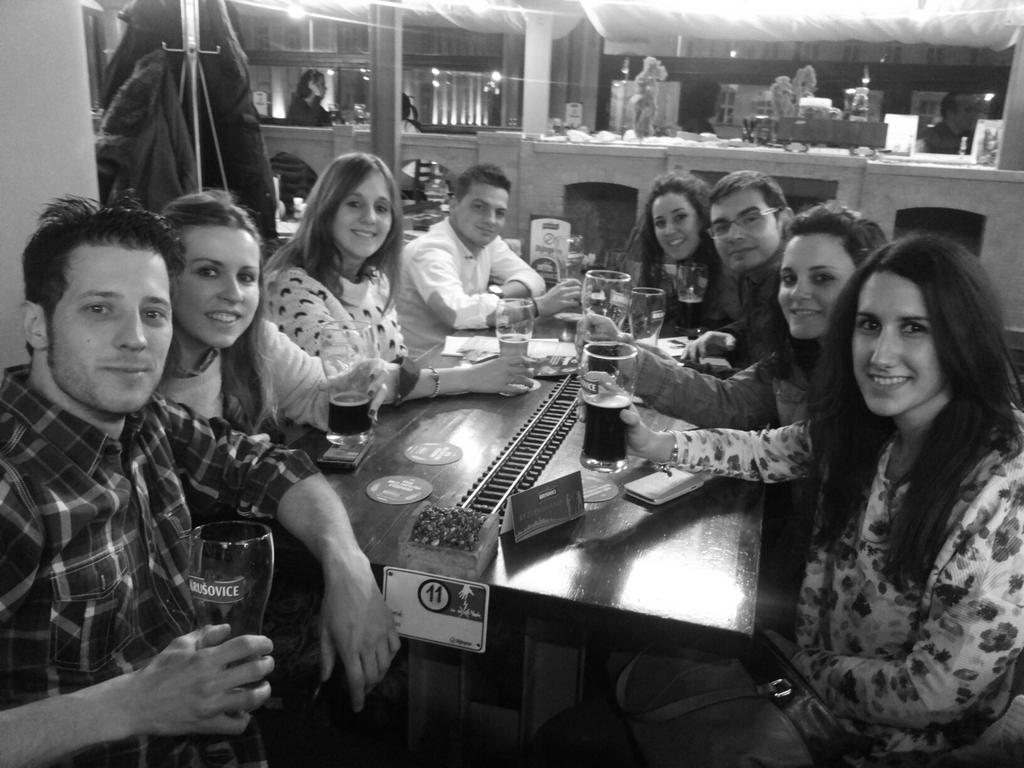 LcvMery's tweet photo. @BelenVF7 @Carlostorro @LcvMery @MoDelgado88 @merys_6185 @Isa205 @jorge_due http://t.co/89KOZ30GaB