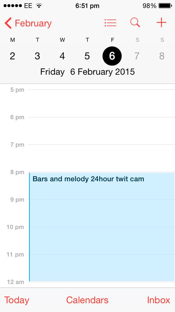 Kirstylouisaxox's tweet photo. Guys everyone has to tune in next Friday at 8pm π #BAMKeepSmilingYouNow #24HRYouNow @BarsAndMelody RT RT http://t.co/511AViXBg9
