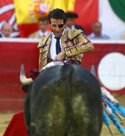 Padillaelpirata's tweet photo. Sábado 31 de Enero - León (México) – Palmas y 2 orejas (Fotos : @cultorocom) http://t.co/WPXo4pZLqx
