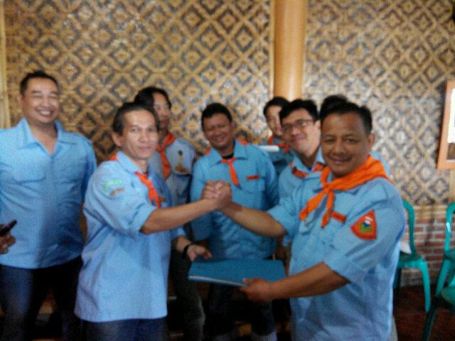 Serah terima ketua pengurus GUBAWANGSA periode 2015 - 2018 kepada kk Fikri GBW 4065