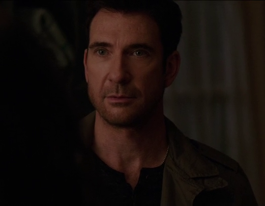 Mr_MrsMcdermott's tweet photo. The way they look at each other flutters my heart.. #sweetandsalty #jackandbeth #MaggieQ #DylanMcdermott http://t.co/Dkscblun3J
