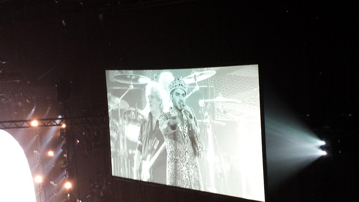 Brassimody's tweet photo. @adamlambert Yes you did! Loved it 😙 http://t.co/cDhYydM5Bn