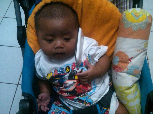 LyaARS's tweet photo. Hallo mbah ☺ http://t.co/kMyLuq0zfQ