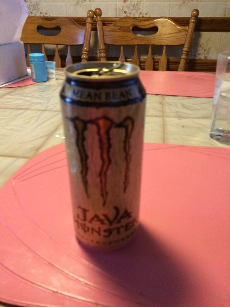 asianmommy1213's tweet image. Only thing that will keep me awake today! #itssadbuttrue #tired #longnight