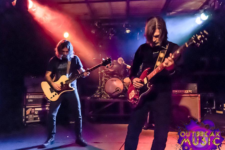OutbreakMuz's tweet photo. Photos of #Earth playing live in Milan -> http://t.co/ohkcGbL9Sl #doom #drone #blues #instrumental @earthseattle http://t.co/4WCZbJu4hr