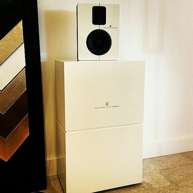 SmartFinish's tweet image. Listen To The #Superbowl From Every Room | #SteinWay #AudioOne #Superbowl2015 #SuperbowlSunday #SmartHome #homeauto…