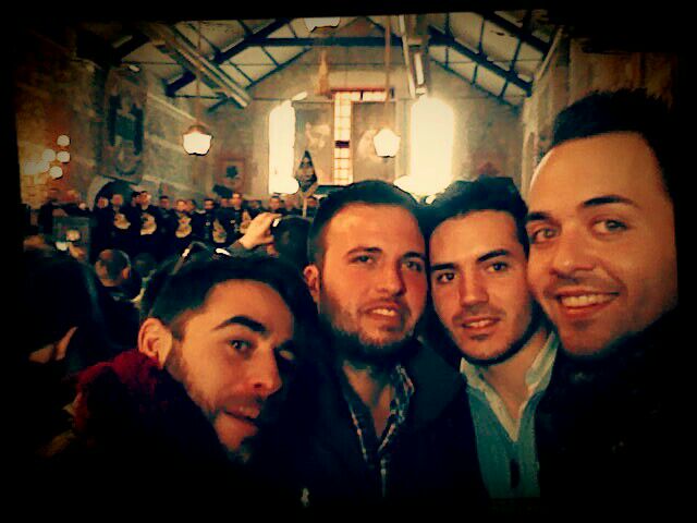 FcoJavier_21's tweet photo. Al lado de 4 grandes! @JavierMoralV @Cristobalmuca @antonio88jose http://t.co/Uylk6BPUrC