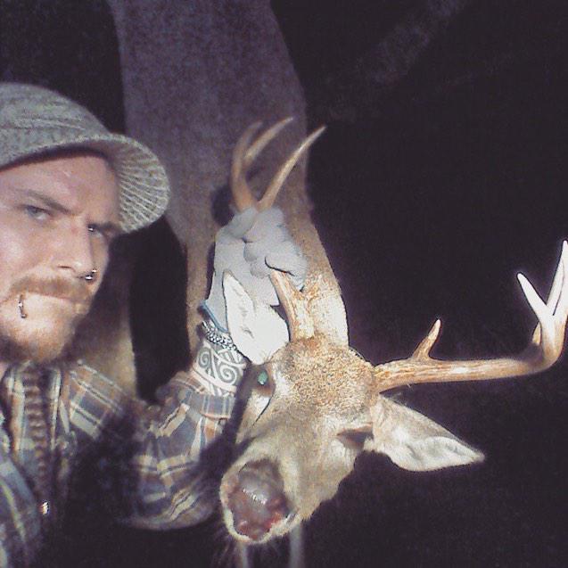 DeathmatchBeast's tweet image. Shot my first 8 Point Buck, 163 lbs.