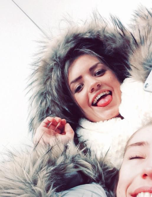venusflytrappp's tweet photo. Happy bday monkey gyal @elliemerrett love u lots 🌟💜 http://t.co/LhMPfhejLk