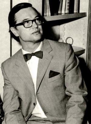 LitLebOest's tweet photo. #Kanon1963 #PetervTramin Die Herren Söhne. Roman http://t.co/aWs0K8APBR http://t.co/MuKLBrNDrg http://t.co/81TfL4rKcd http://t.co/obTJuQnbzL