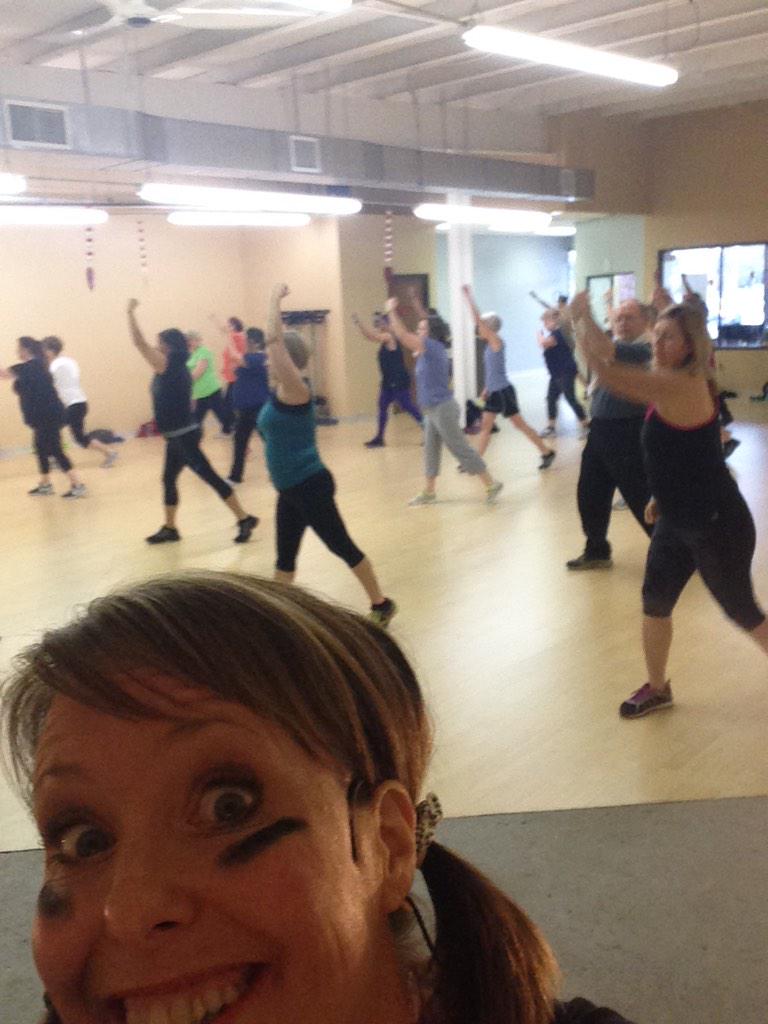 LisaHall1966's tweet photo. Super Bowl class and official kick off to #35daychallenge #wearefit #carrolltonjazzercise http://t.co/cNm79FDVdG