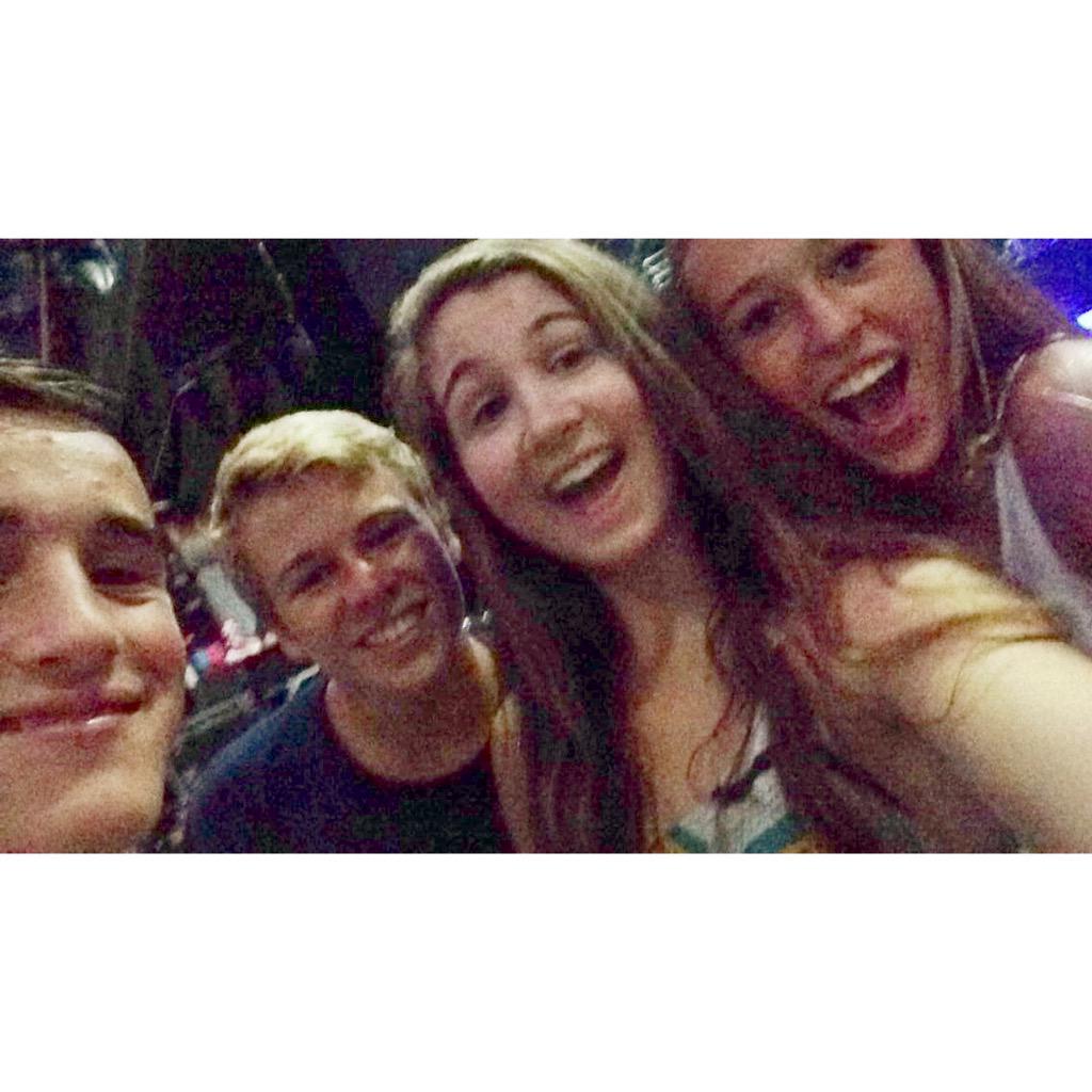 HAPPY BIRTHDAY to my fellow ed sheeran concert go-er hahaha hope today is SUPER!! 