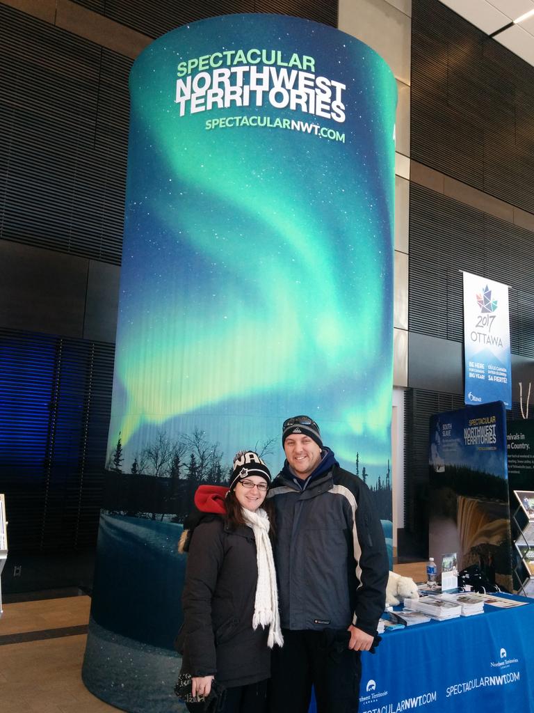 AlyssaCloss13's tweet photo. Wouldn't that be a cool way to celebrate our first vday engaged!! #SpectacularNWT http://t.co/OvZlNskKSN