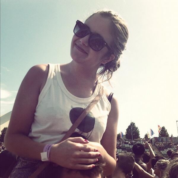 DivasSorority's tweet photo. Emma Searle. http://t.co/lt5NQUGs9I