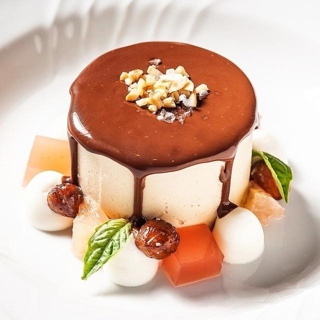 TRGtweet's tweet photo. Hazelnut Semifreddo at Marea, 240 Central Park South, New York, NY 10019, T: 212-582-5100 - @mareanyc
#mareanyc #topn http://t.co/VV5tAUbFIu