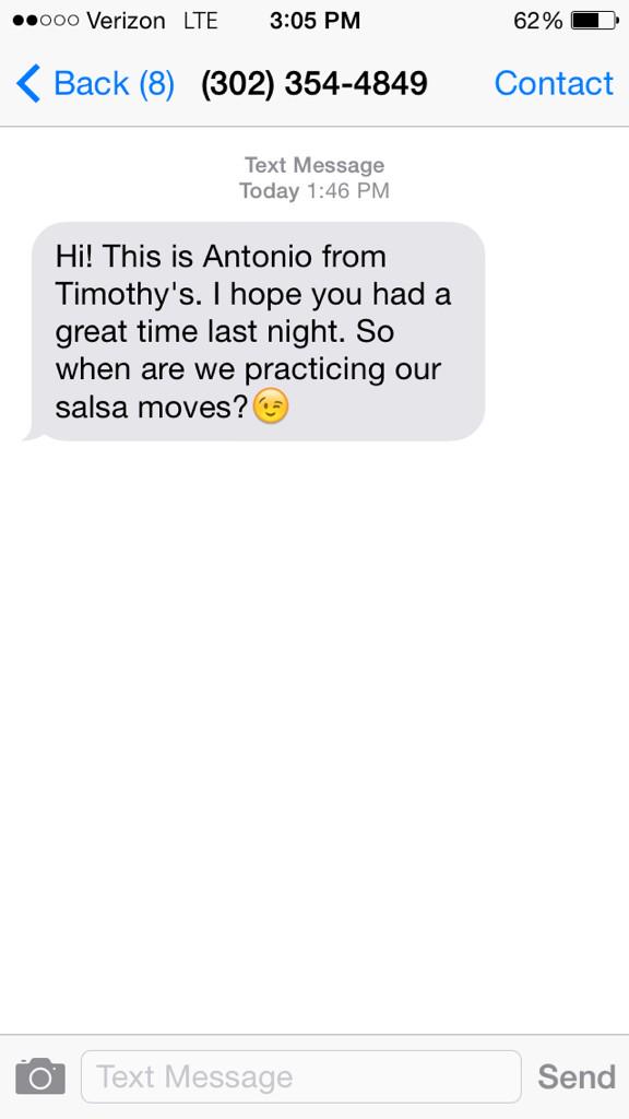 laurenslacum's tweet photo. HAHAHAHAHA #wrongnumberdude http://t.co/dmd0fHiQwE
