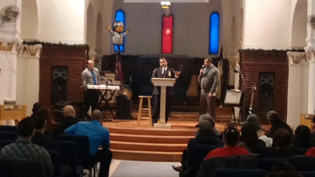 NYPD23Pct's tweet photo. #23Pct XO, Capt Azeez addressing the congregation of @macedonia106 Church #PoliceAndClergy @NYPDCommAffairs http://t.co/znvUEvYkFG