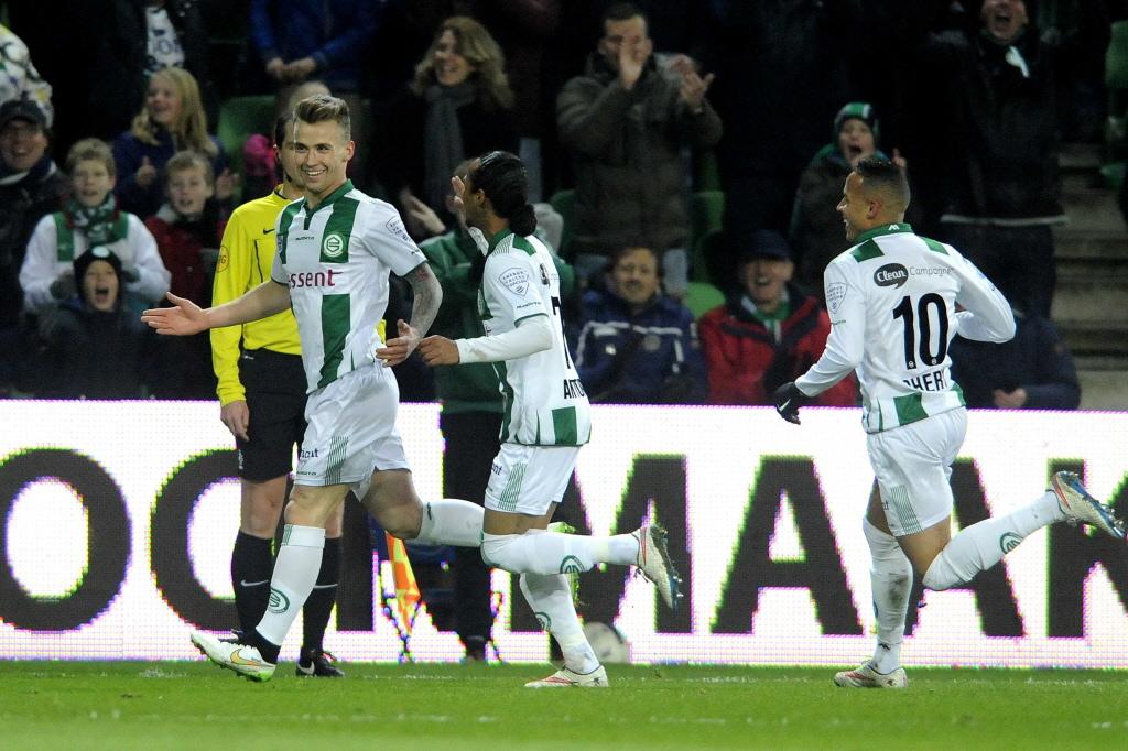 fcgroningen1415's tweet photo. Albert on his way vs Go Ahead Eagles http://t.co/bDvR7Bijp4