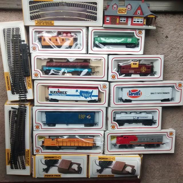 dronodromo_com's tweet image. Got The "HO" Train Hook Up Today!! #HOTrains #TrainStuff #ModelTrain #UnionPacific #DrippyHippyDrone #Drone #Droner…