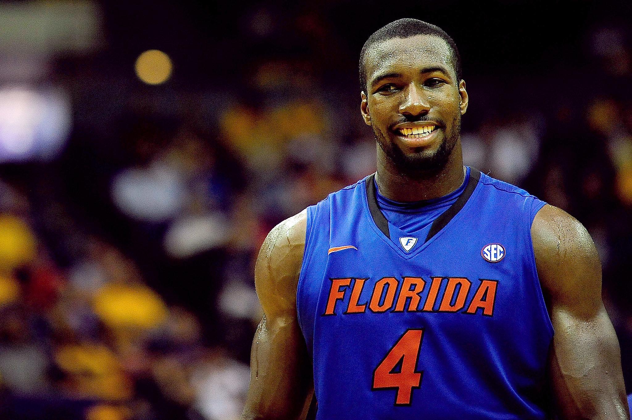 Happy 23rd birthday to the one and only Patric Young! Congratulations! 
