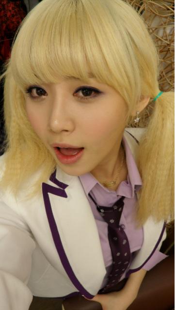 kimraGDs's tweet photo. Blonde hair, is it fit with me? wks http://t.co/9pxJxfmEuy