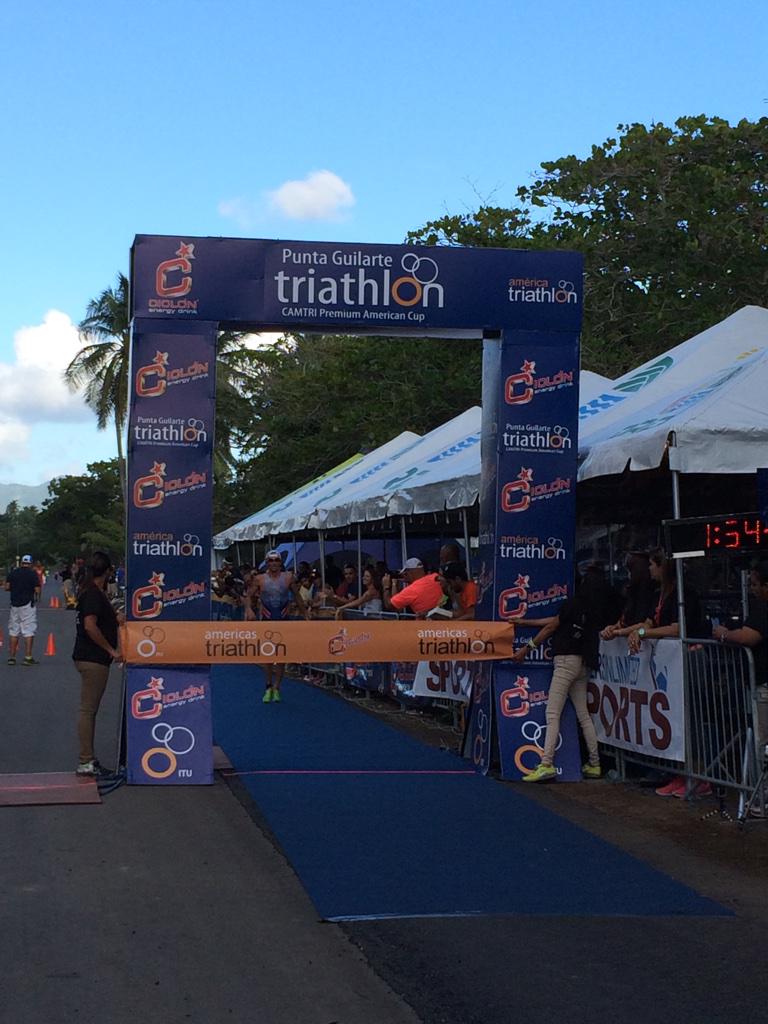 Leo Chacón gana Copa Continental ITU en Puerto Rico