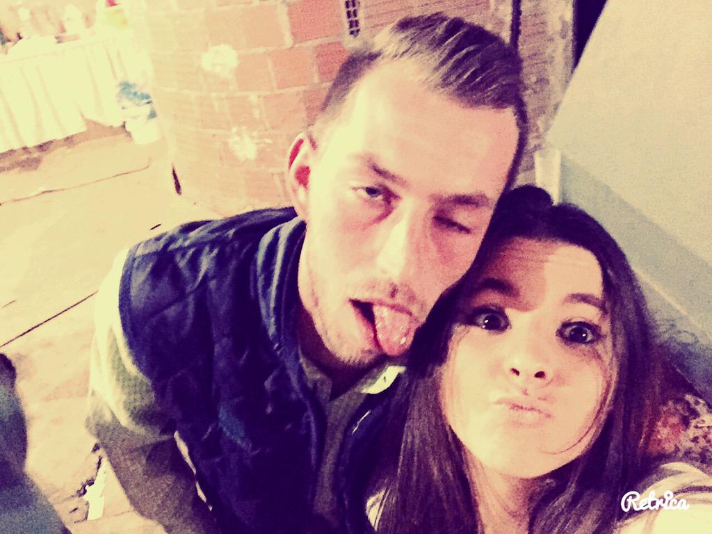 AzaleaDorado97's tweet photo. 🍹💃🔝👌 http://t.co/WpRayMe7sM