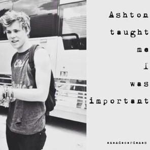 DailyDmsFt5SOS's tweet photo. #StopTrashingAsh He's an angle... People just need to realize that http://t.co/NdfkfbdiPy