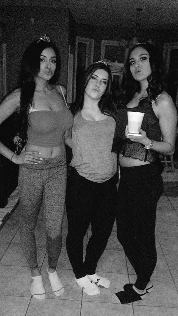 MajeedMerna's tweet photo. S/o to mo for an amazing night at #morgan2.0 ! Love you babe and have an amazing 17th birthday😘🎉 #2.0 #3princesses http://t.co/E9afHYDOn7
