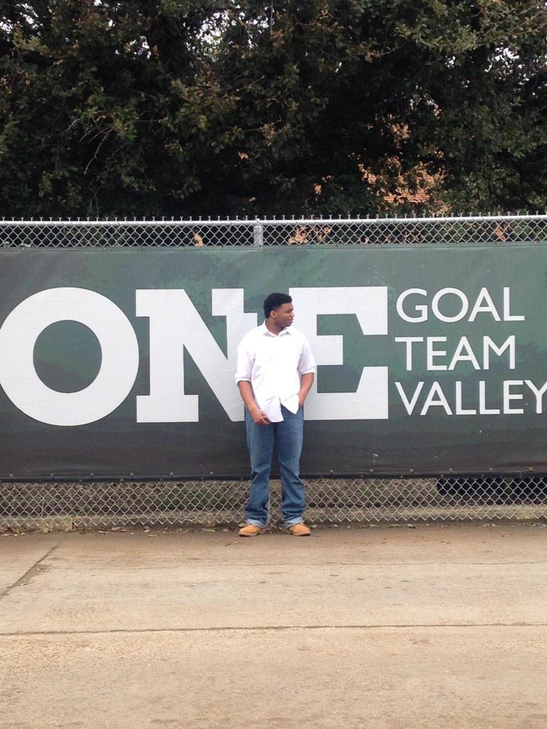 Chef_brandonb's tweet photo. Thank you God. Now Its My Time To Begin A New Journey In The Valley.#MVSUCommit @johnvarlas http://t.co/rOhZDEnGea