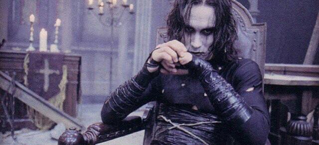 Happy birthday to the wonderful Brandon Lee, who would\ve been 50 years old today. 