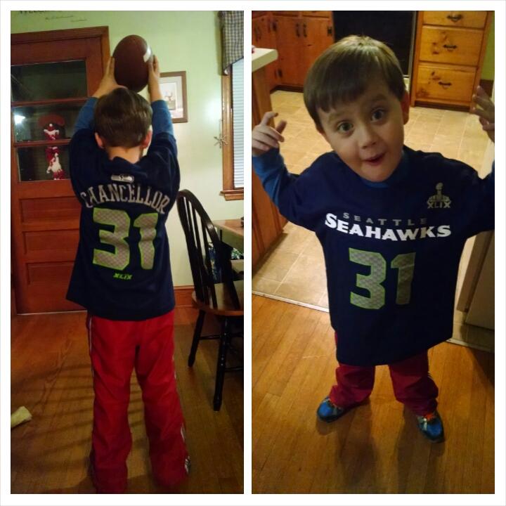 bdaniel4vt's tweet image. Go @Kam_Chancellor #SB49 #GoHawks #GoHokies