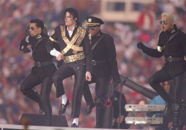 allmj's tweet photo. Michael Jackson #SuperBowl - The Best Ever!!!!! #SuperBowlSunday http://t.co/G9wutiBPaA