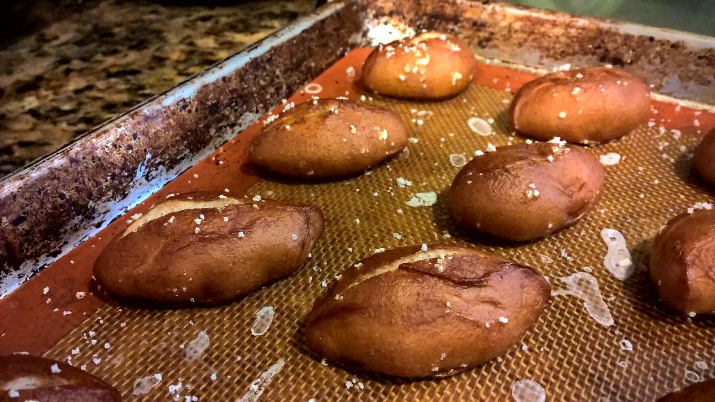 homeindisarray's tweet image. Patriots football pretzels. Partially deflated. #deflategate