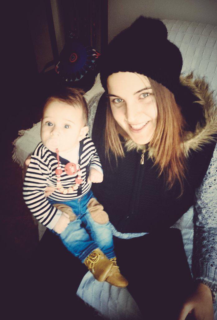 Porque es la personita que me tiene robado el corazon!!#sobri#guapo#ojazos#Mario