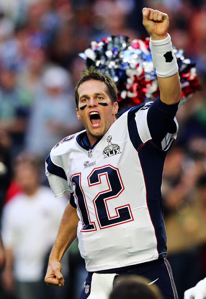 Tom Brady runs out for his 6th Super Bowl!
