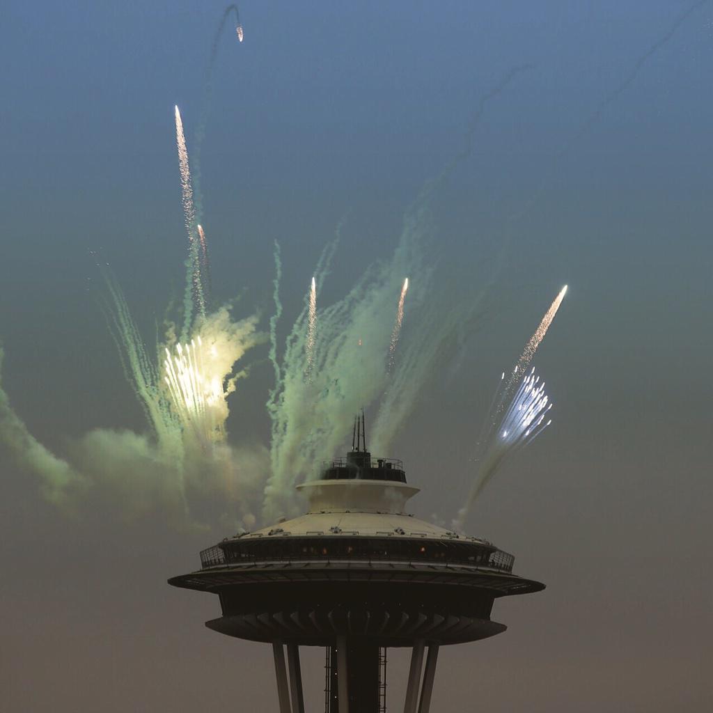 Space Needle tweet media