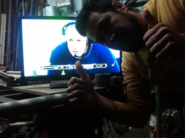 AguilaVt's tweet photo. #SB49EnTD 
Vamos halcones http://t.co/6MyyGkWMnT