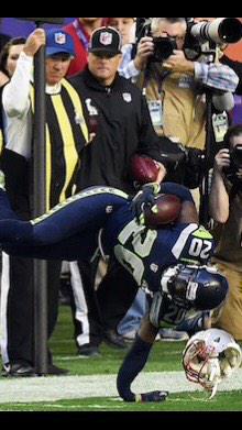 tresfletch's tweet photo. Y'all look at Seahawks Jeremy Lane's arm 😲 http://t.co/opwG5u6AJo
