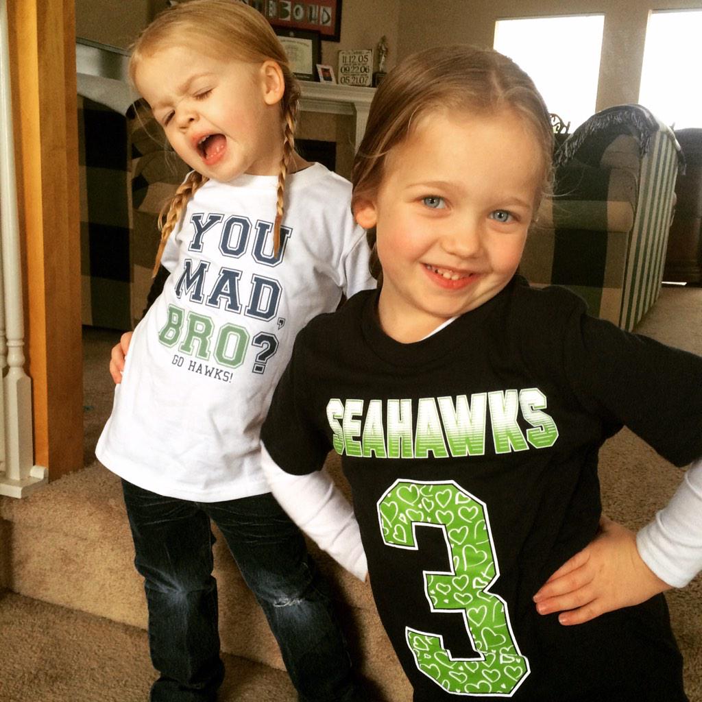 LeighDiebold's tweet photo. Cheering for our Seahawks! # http://t.co/HEXziRETgW
