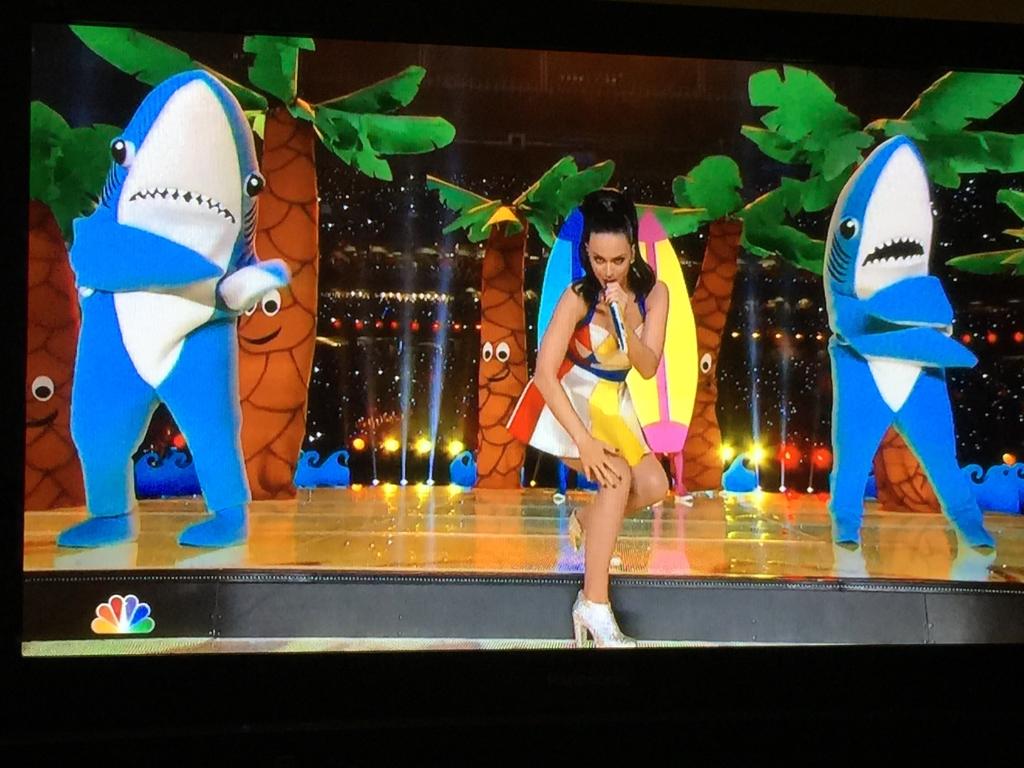 ELLEmagazine's tweet photo. The breakout stars of #SuperbowlXLIX, everyone http://t.co/1lbgXhKt8z