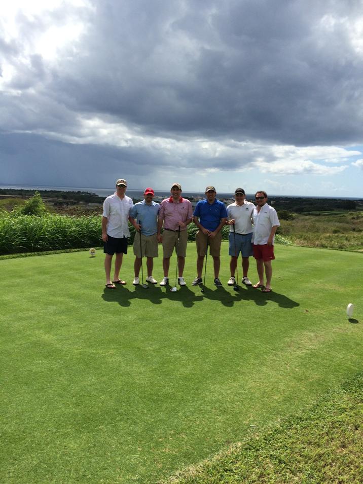 thegene3's tweet image. Winning team plus the beer support team #happiLeeHitchedDR2015